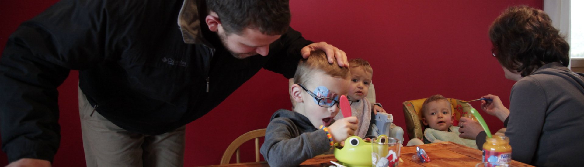 Nounous, garde d'enfants à domicile